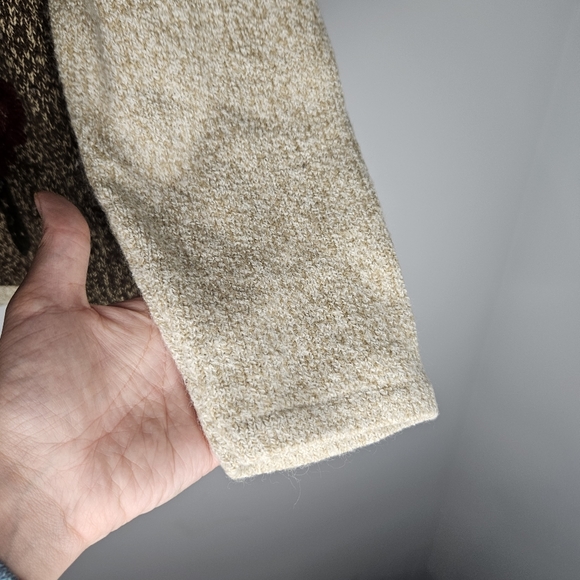 TanJay women's floral knit patchwork pullover sweater - Picture 9 of 10